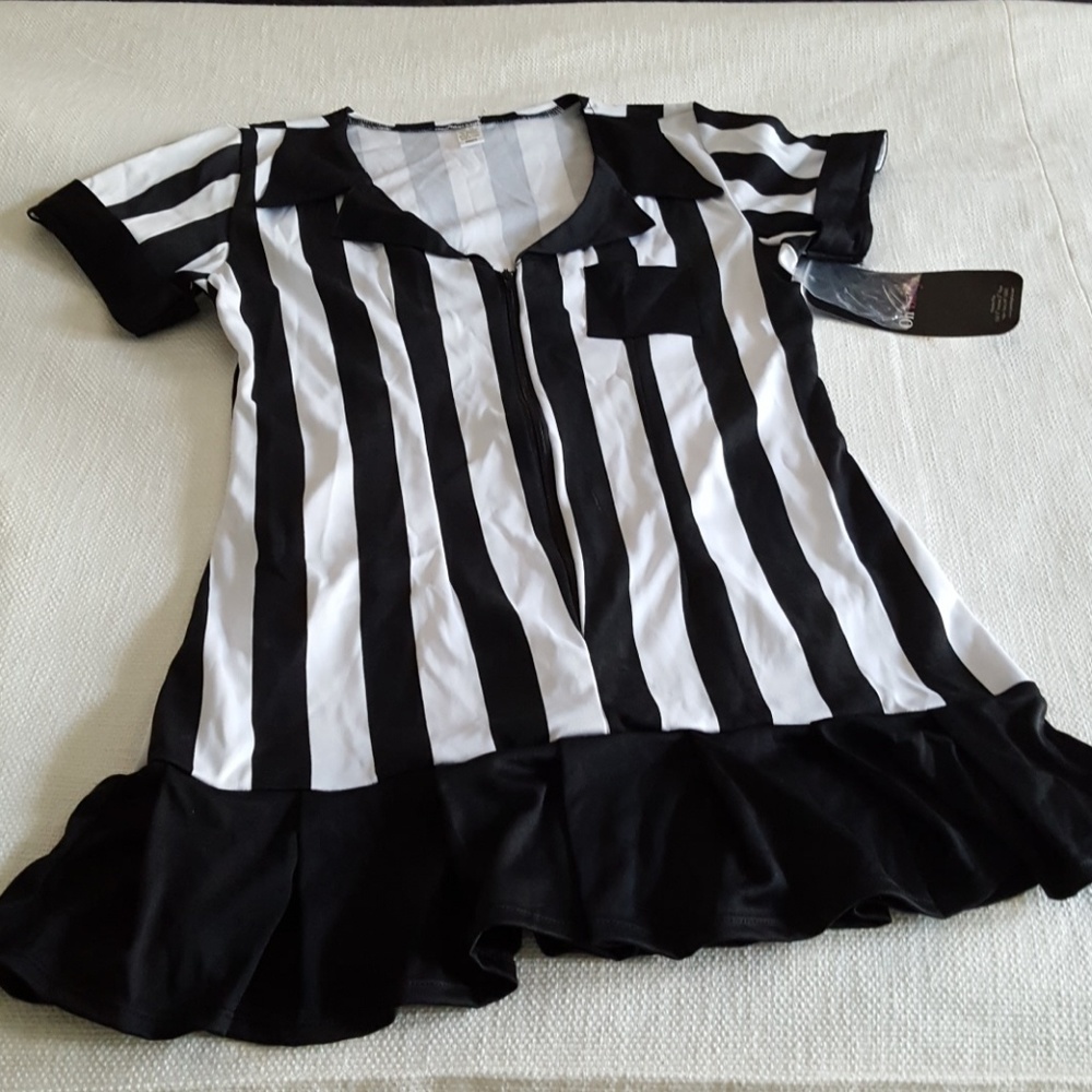 Fun, flirty referee costume